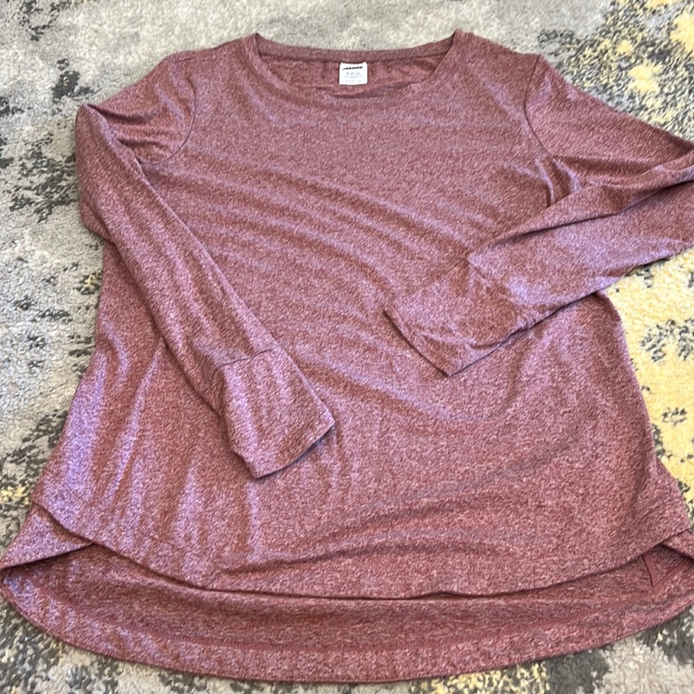 Avia Burgandy Top M